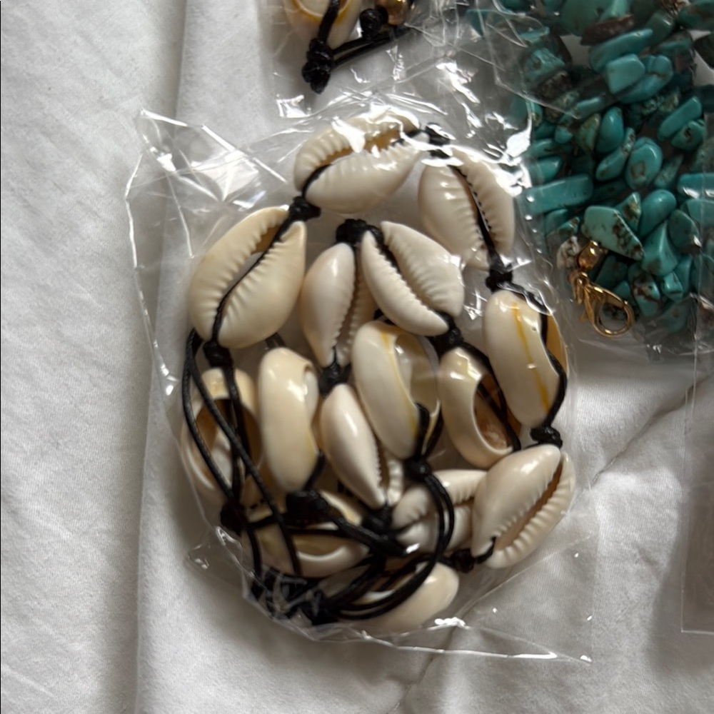 Beachy Shell Necklaces - Picture 2 of 7